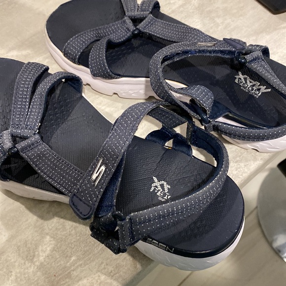 COPY - Sketchers On-the-go 600 - Picture 6 of 9